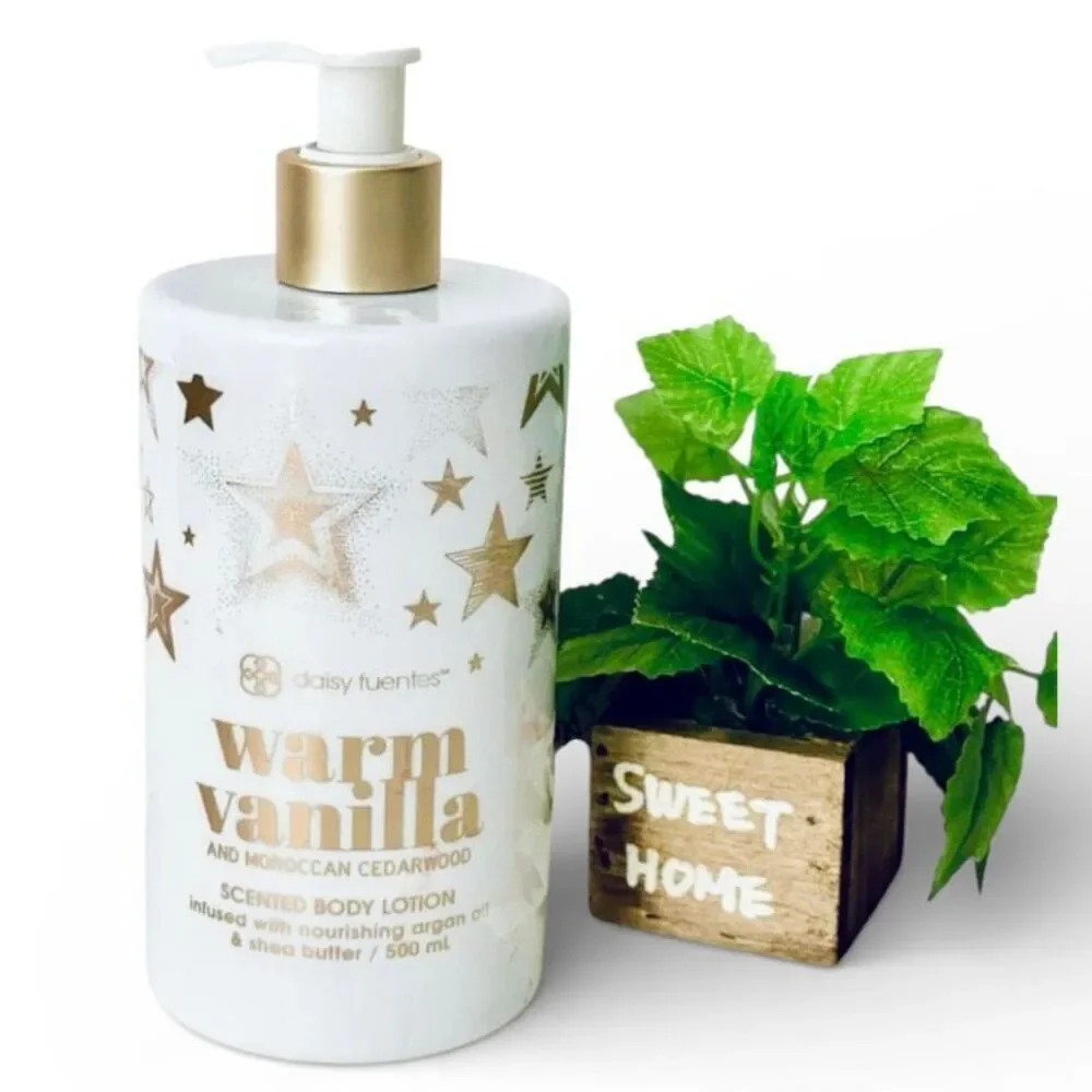 NWT Daisy Fuentes Warm Vanilla & Moroccan Cedarwood scented Body Lotion16.91 Oz